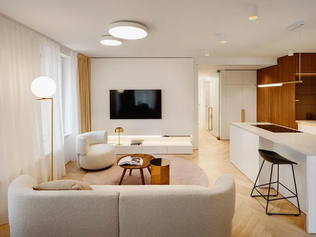 Wohnzimmer; tageslicht, moderner stil, holzboden