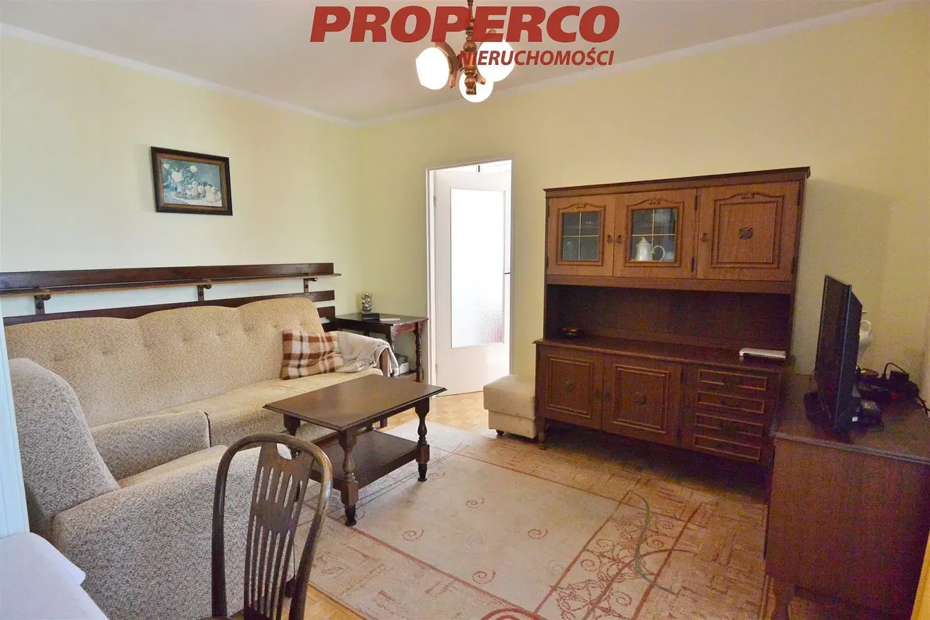 Salon; lumière naturelle, style moderne