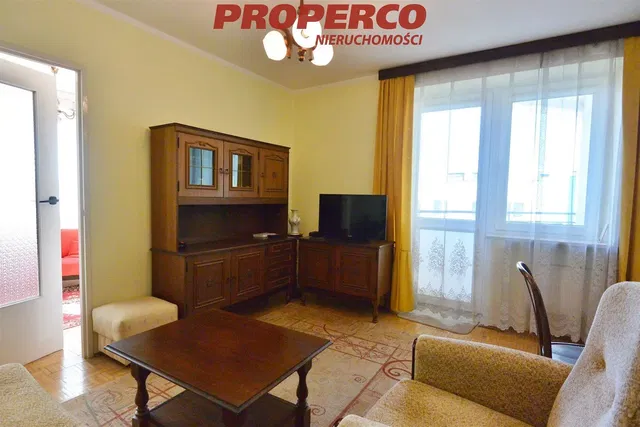 Salon; lumière naturelle, style rustique