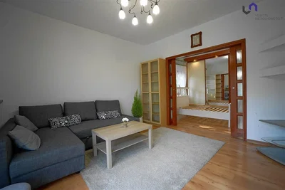 Salon; lumière naturelle, style moderne