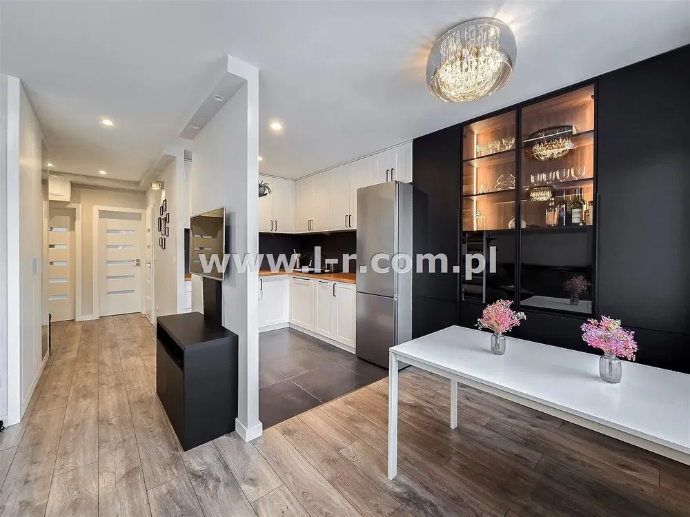 مطبخ; إطلالة, أسلوب عصري, مجدد, ضوء طبيعي