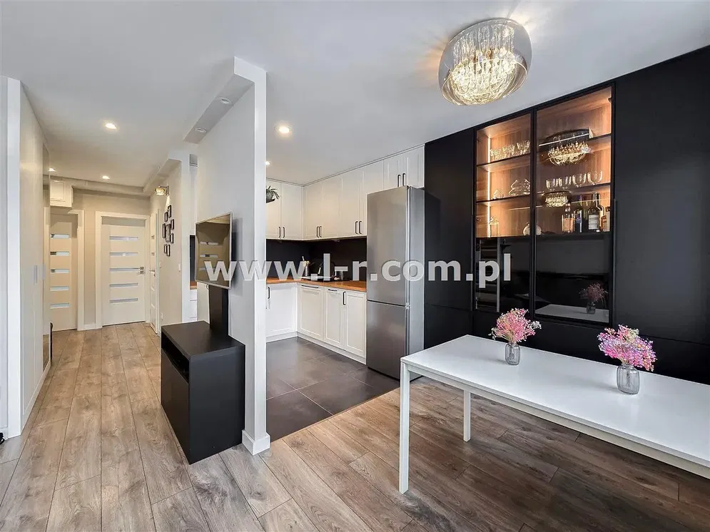 مطبخ; إطلالة, أسلوب عصري, مجدد, ضوء طبيعي