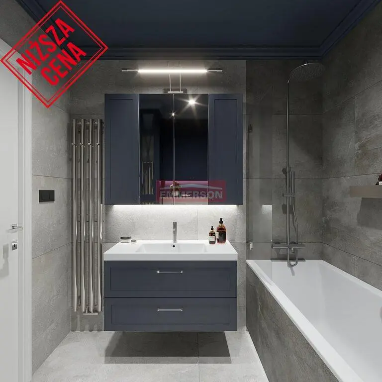 Купатило; плочице, реновиран, природно светло, модерни стил