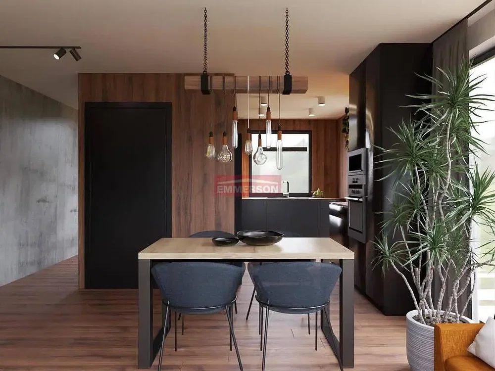 Кухиња; модерни стил, дрвени под, природно светло