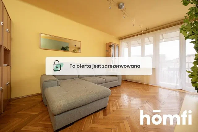 Wohnzimmer; holzboden, tageslicht