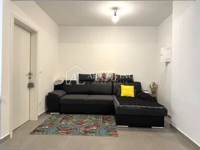 Dnevni boravak; pločice, moderan stil