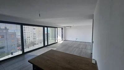 Wohnzimmer; blick, tageslicht, fliesenboden