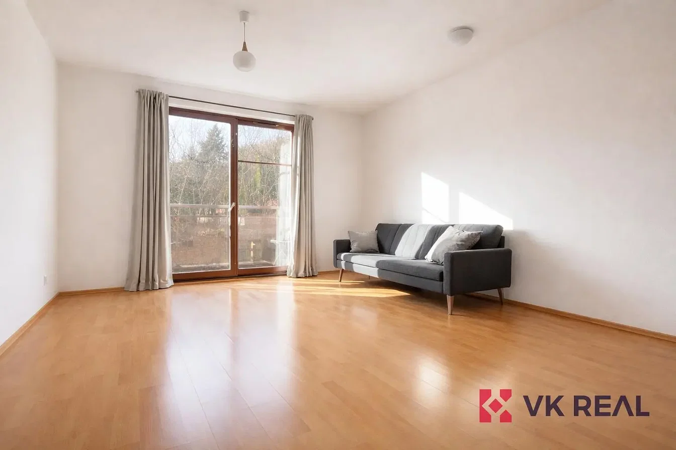 Wohnzimmer; blick, holzboden, tageslicht