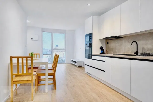 Küche; blick, küchengeräte, tageslicht, moderner stil