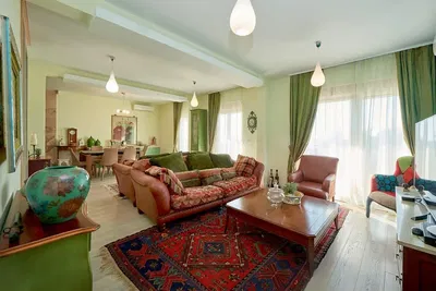 Living room; natural light, rustic style, wood floor