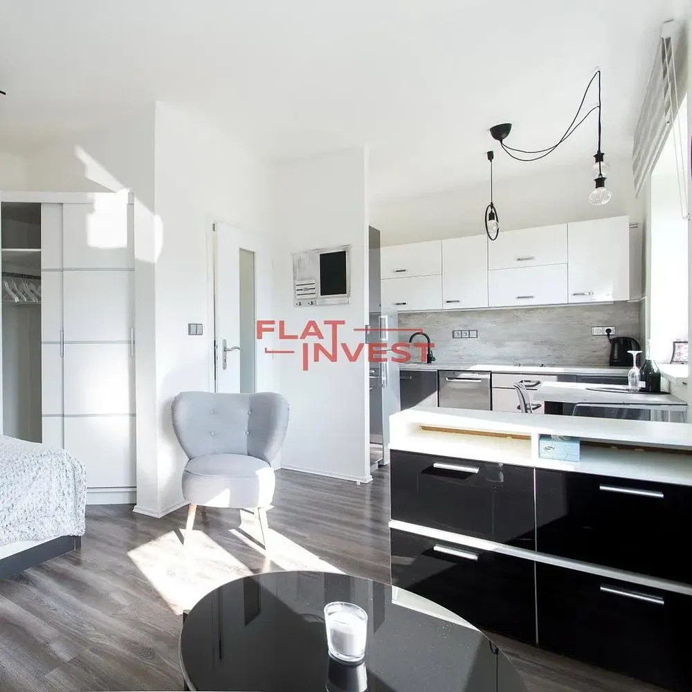 Cucina; stile moderno, luce naturale