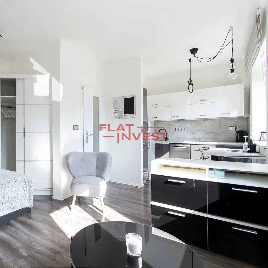 Cucina; stile moderno, luce naturale