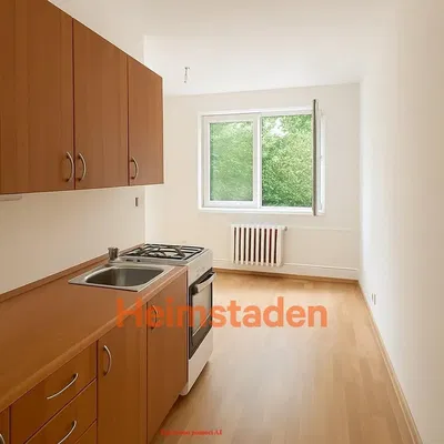 Kuhinja; pogled, prirodna svjetlost