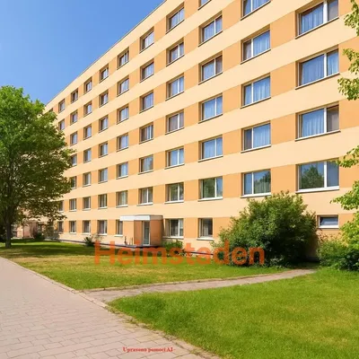 Dům a okolí; výhled