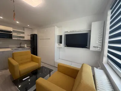 Oturma odası; mutfak aletleri, doğal ışık, modern stil