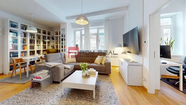 Living room; view, wood floor, natural light, modern style