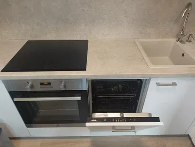 Küche; küchengeräte, renoviert