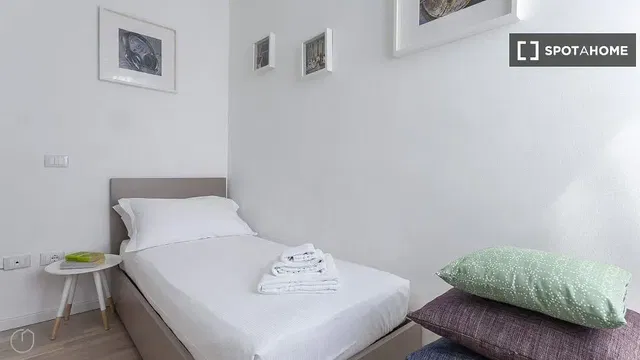 Schlafzimmer; tageslicht, moderner stil