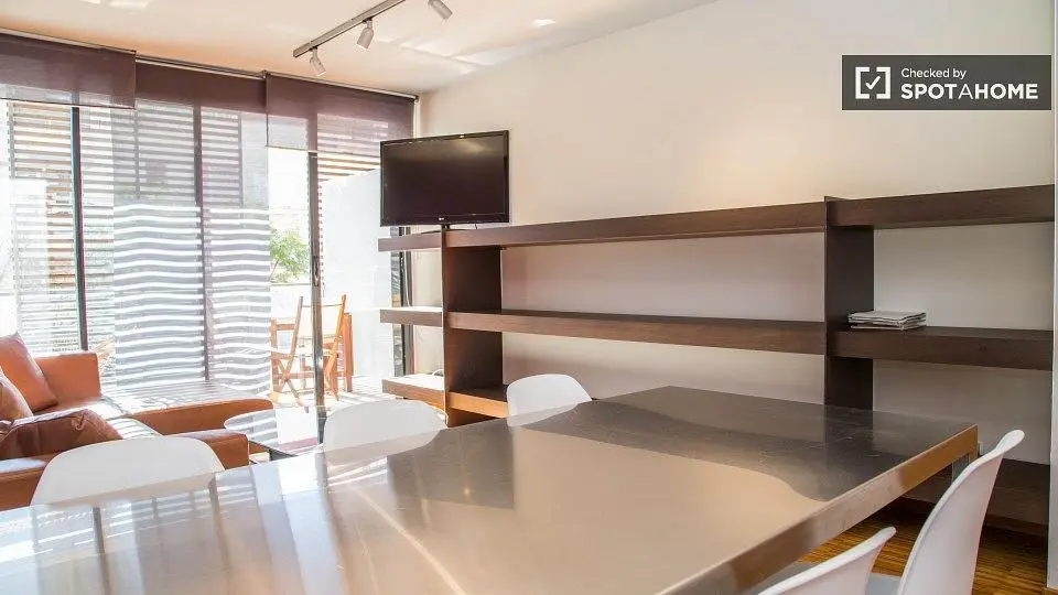 Wohnzimmer; tageslicht, moderner stil