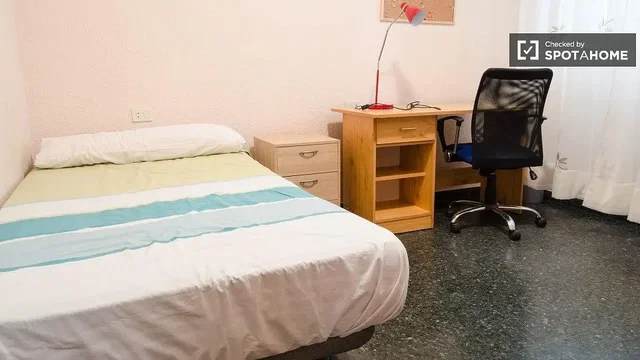Schlafzimmer; tageslicht