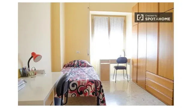 Yatak odası; doğal ışık, modern stil