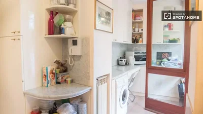 مطبخ; أجهزة المطبخ, أرضية من البلاط