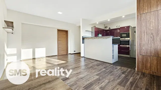 Cuisine; parquet, lumière naturelle, rénové