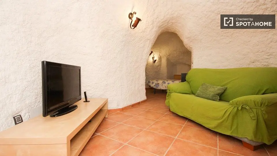 Wohnzimmer; fliesenboden