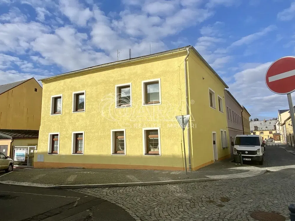 Haus und umgebung; blick