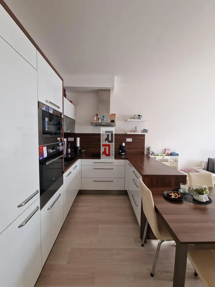 Mutfak; mutfak aletleri, modern stil