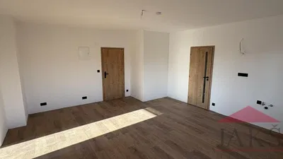 Schlafzimmer; tageslicht, holzboden
