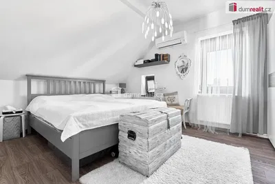 Chambre; parquet, lumière naturelle, style moderne