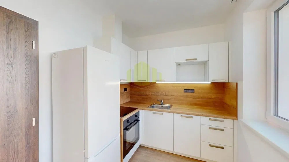 Küche; küchengeräte, tageslicht, moderner stil, renoviert