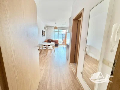 Salon; parquet, lumière naturelle