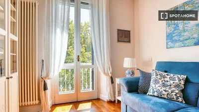 Wohnzimmer; blick, holzboden, tageslicht, moderner stil