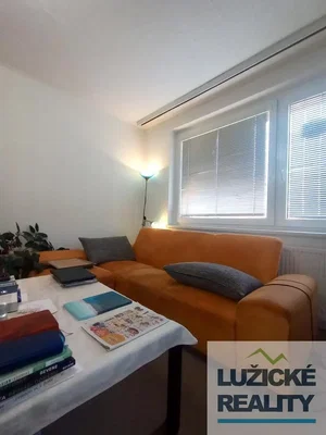 Dnevna soba; prirodno svjetlo, moderni stil