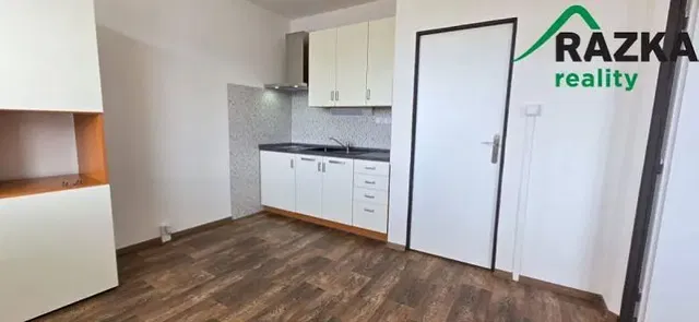 Kitchen; kitchen appliances