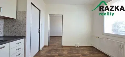 Küche; holzboden, tageslicht