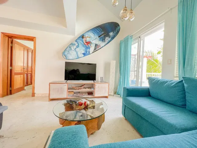 Wohnzimmer; blick, tageslicht, moderner stil