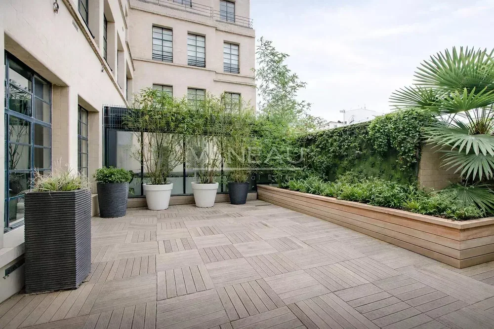 Terasa; výhled, přirozené světlo