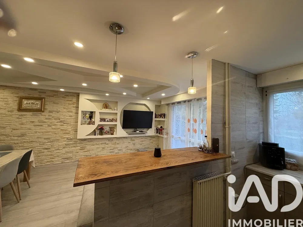 Mutfak; tadilatlı, doğal ışık