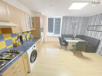 Keuken; keukenapparatuur, natuurlijk licht