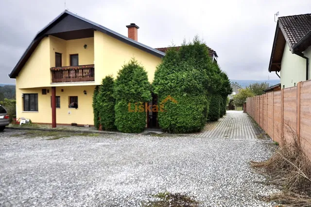 Haus und umgebung