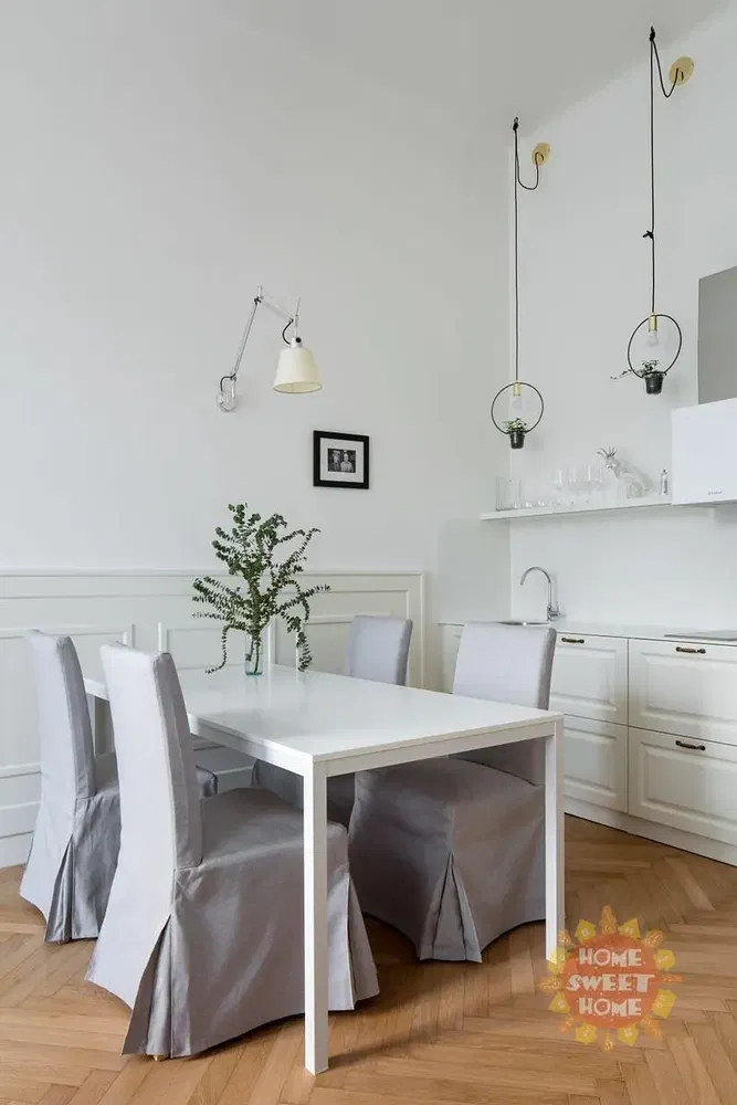 Küche; moderner stil, holzboden, tageslicht