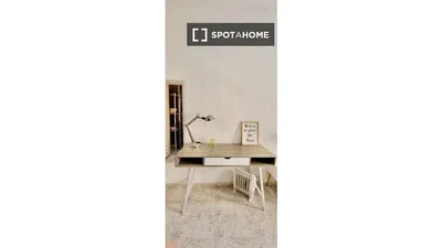 Camera; stile moderno, pavimento in legno