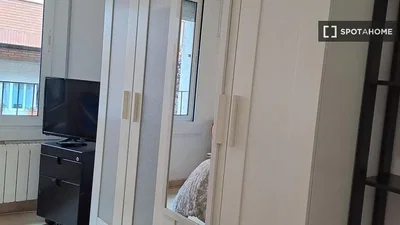 Хол