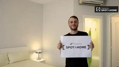 Хол
