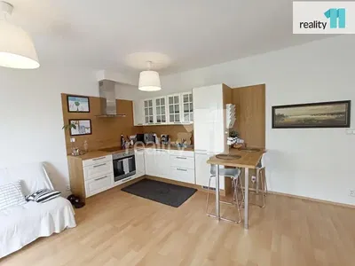 Küche; holzboden, moderner stil, tageslicht, küchengeräte