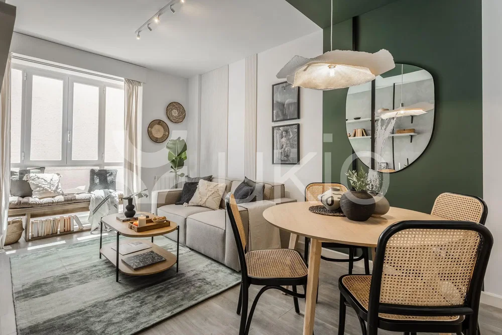 Soggiorno; luce naturale, stile moderno