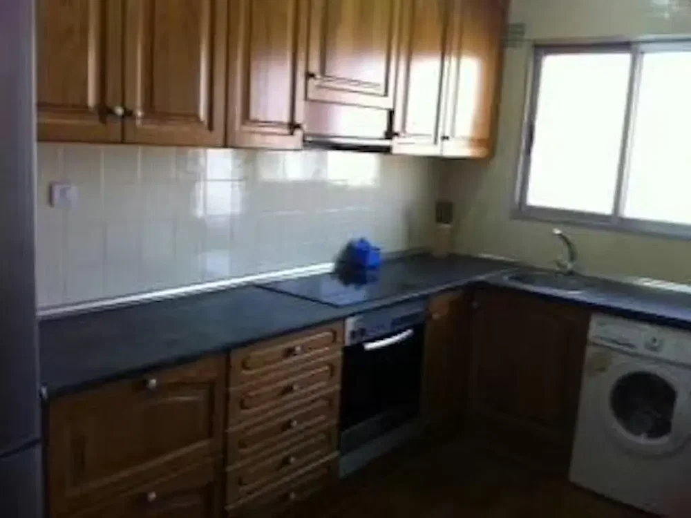 Kuchyně; kuchyňské spotřebiče, dlažba